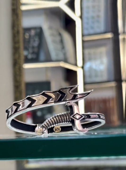 New Zulfiqar Karra / Ring